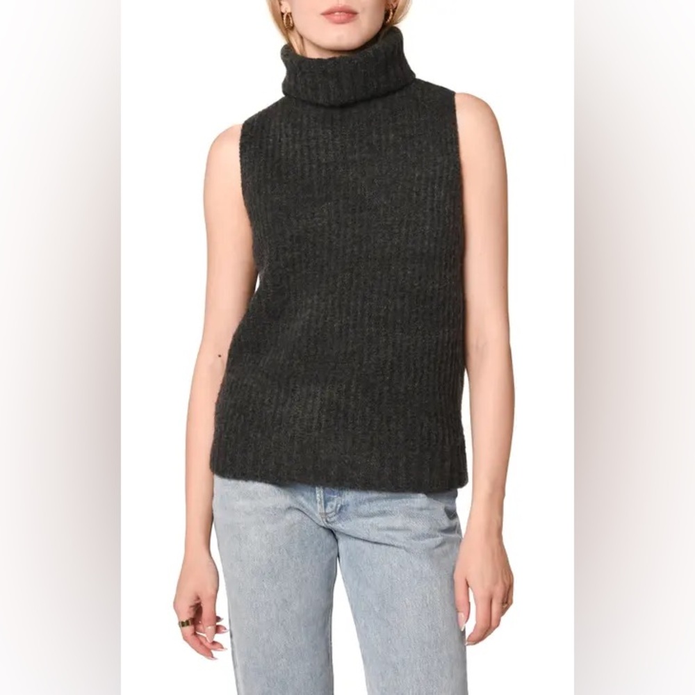 WAYF Turtleneck Sweater Vest Womens Medium Gray Ribbed Knit Sleeveless